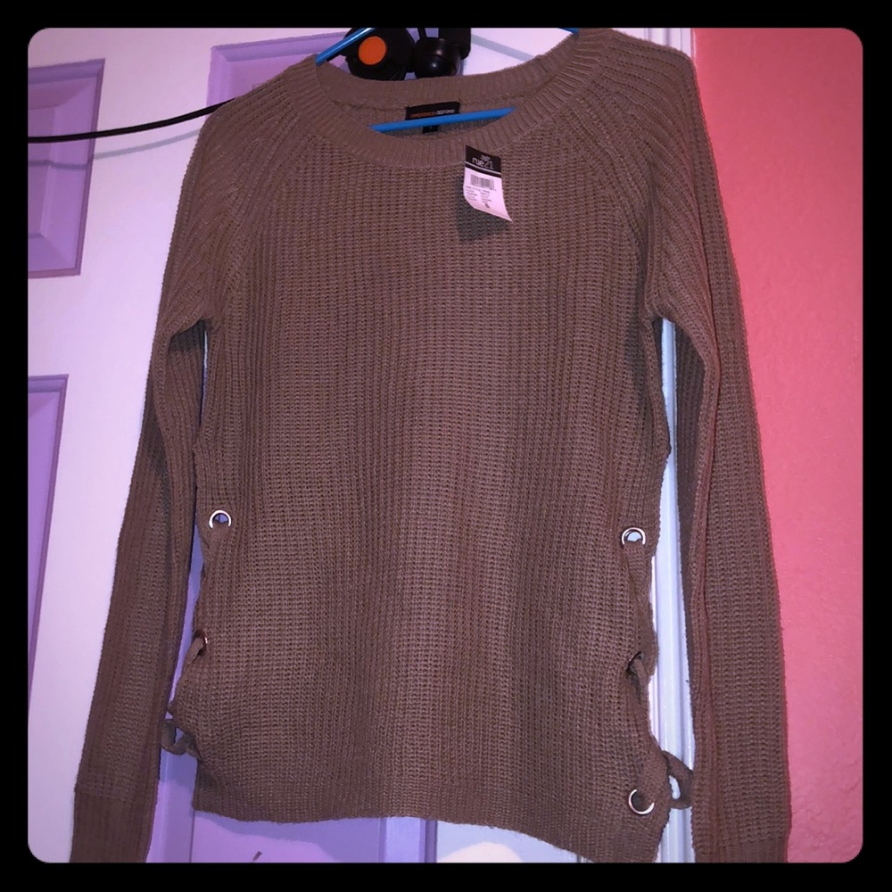 Women’s sweater